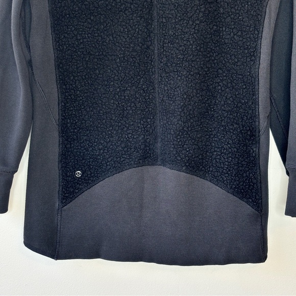 Lululemon Stand Out Sherpa Jacket in Black Size 6 - Picture 10 of 12